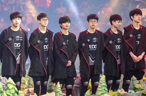 化落点逼迫 化落点逼迫